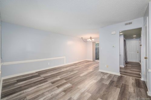 5914 Willow Way, Englewood, CO 80111-5106