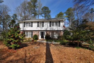 4696 Devonshire Rd, Atlanta GA  30338-5614 exterior