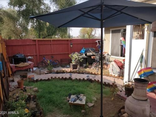 7033 44th Way, Phoenix, AZ 85042-6489