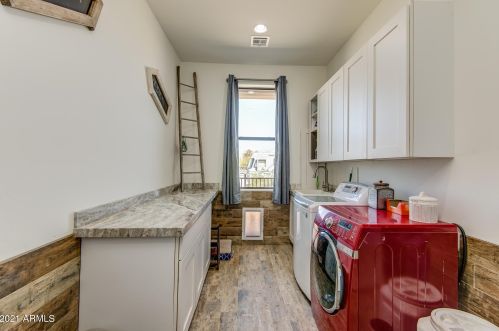 35205 3rd Ave, Phoenix AZ 85027-5908 exterior