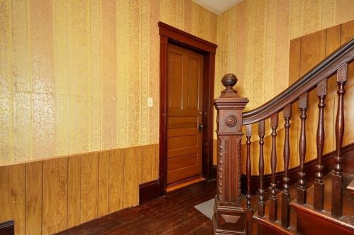 488 Park Ave, Worcester MA 01610-1223 exterior