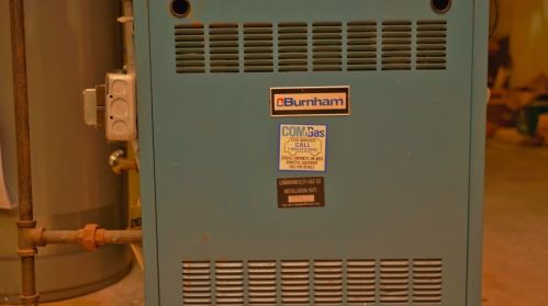 136 Randall St, Worcester MA 01606-2039 exterior