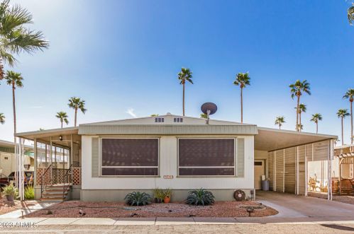 2050 Dunlap Ave, Phoenix AZ  85021-0695 exterior