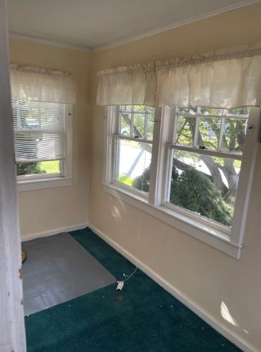 24 Hampden Ave, Burlington MA  01803-4325 exterior