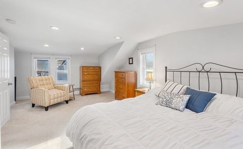 6 Idalla Rd, Worcester MA 01606-1043 exterior