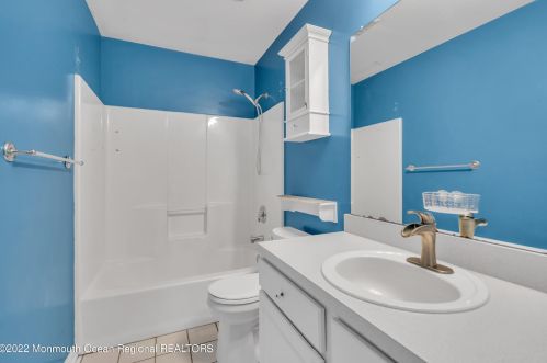 16 Cardinal Dr, Jackson Twp NJ 08527-3174 exterior