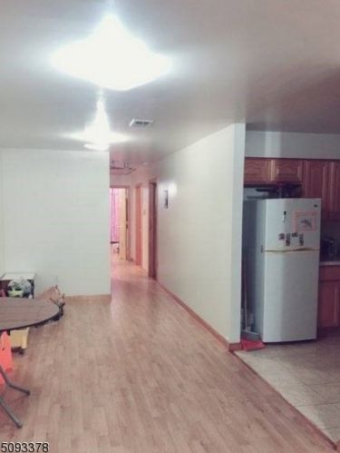 111 Manor Ave, East Newark NJ  07029-2015 exterior