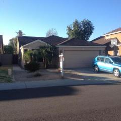 733 Sack Dr, Phoenix AZ  85024-8233 exterior