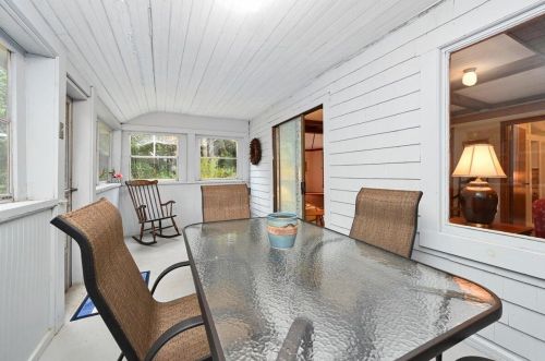 46 Bow Rd, Eastham MA 02642-1877 exterior