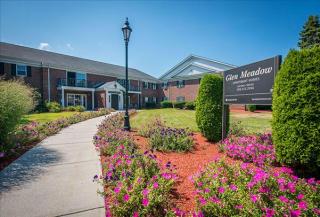 43 Glen Meadow Rd, Franklin MA  02038-1323 exterior