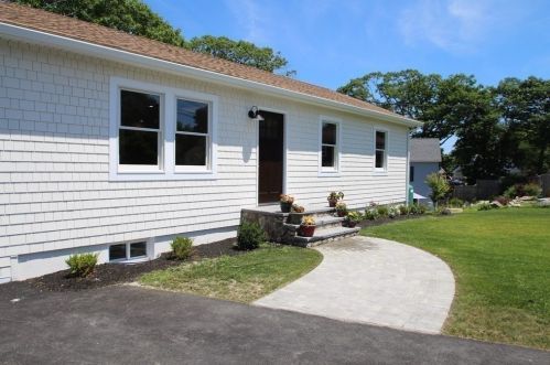 14 Hodgkins Rd, Rockport MA  01966-2004 exterior