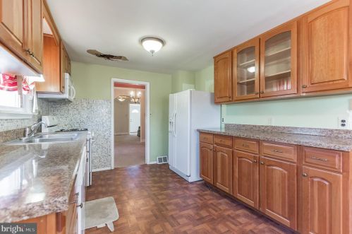 1200 Hessian Ave, West Deptford NJ 08093-1936 exterior