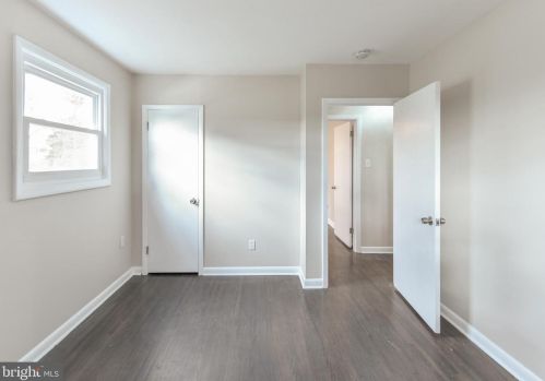 1102 Cumberland Ave, West Deptford NJ  08096-3041 exterior