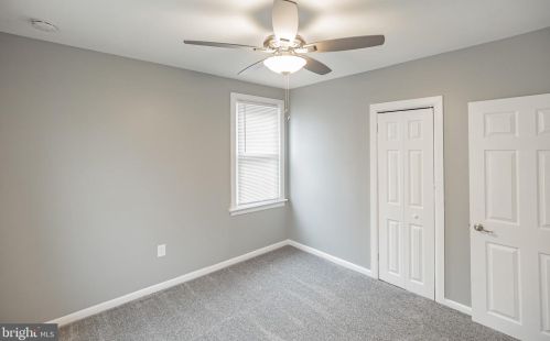 431 Prince St, West Deptford NJ 08096-5711 exterior