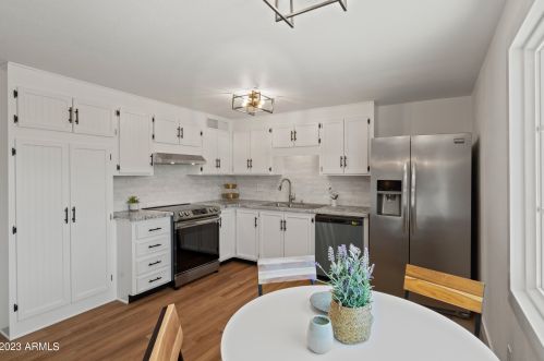 3926 Andorra Dr, Phoenix AZ  85032-6612 exterior