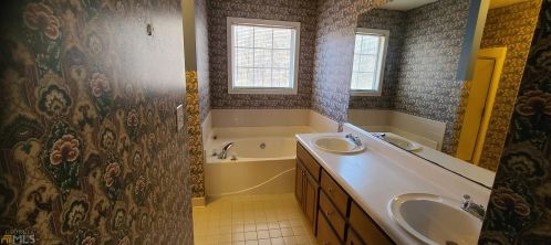 350 Grv Hl Dr, Stockbridge GA 30281-3049 exterior