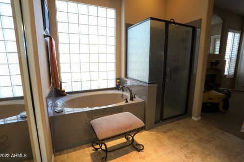 318 Campo Bello Dr, Phoenix AZ 85032-2216 exterior