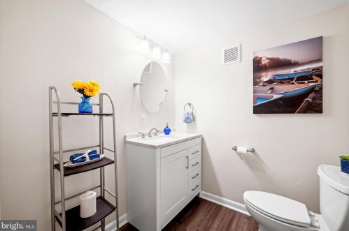 21 Williams Ave, West Deptford NJ  08096-5596 exterior