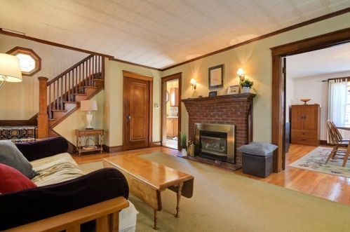 132 Elm Ave, Quincy MA 02170-2939 exterior