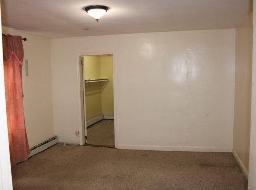 52 Kenneth St, Lawrence MA 01843-2717 exterior