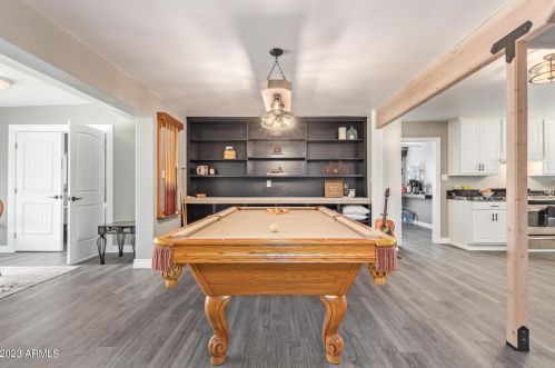 3407 44th Pl, Phoenix AZ  85018-6025 exterior