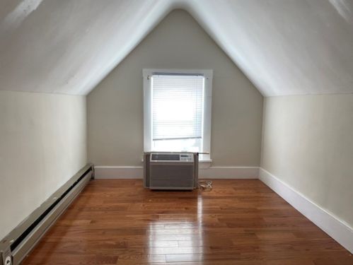 195 Adams St, Newton MA 02458-1351 exterior