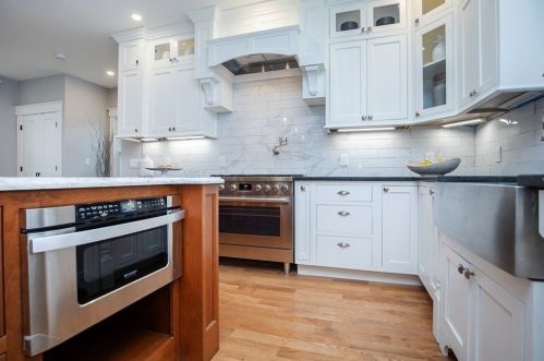 77 Hodge Rd, Arlington MA  02474-1933 exterior