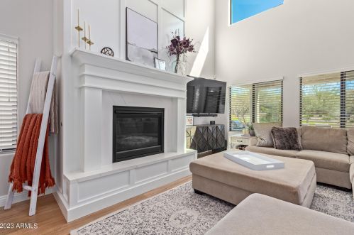 1646 Blaylock Dr, Phoenix AZ 85085-6323 exterior