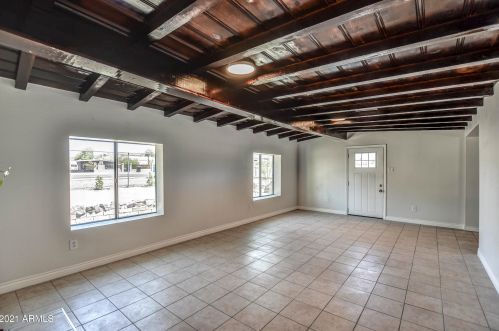 8202 Central Ave, Phoenix AZ  85042-6529 exterior