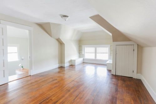 11 Hadwen Ln, Worcester MA 01602-2613 exterior