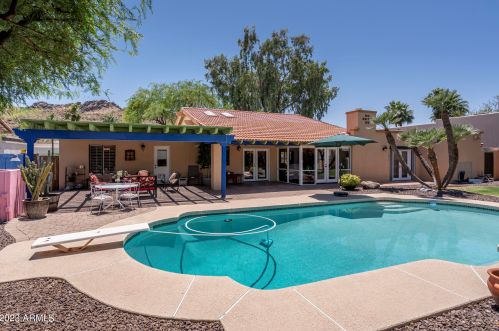 3412 Dunlap Ave, Phoenix AZ 85020-3024 exterior