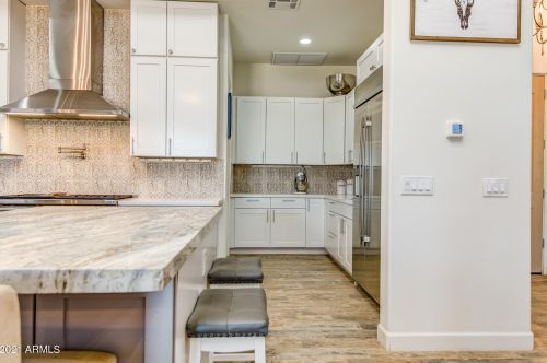 35205 3rd Ave, Phoenix AZ 85027-5908 exterior