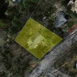 24 Oak Cliff Rd, Newton MA  02460-2325 aerial view