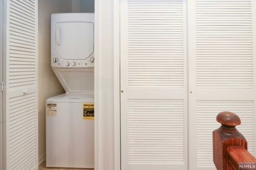 304 Freedom Ln, Belleville NJ 07109-5336 exterior