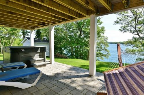 22 Eagle Hill Dr, Plymouth MA  02360-1908 exterior