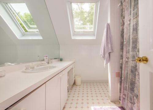 125 Bridges Rd, Little Silver NJ 07739-1634 exterior