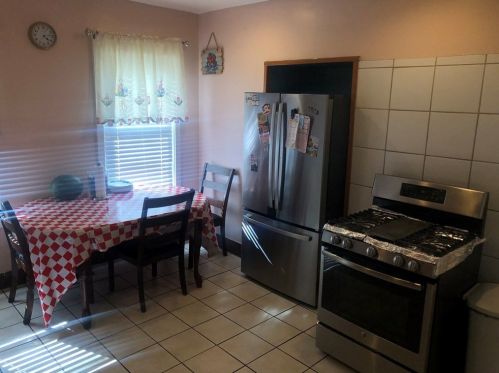 19 Suffield St, Worcester MA 01610-1973 exterior