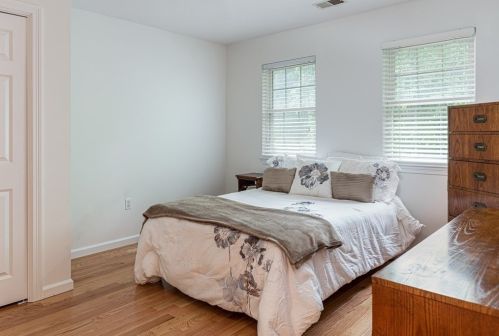 41 Wildwood Dr, Southborough MA 01772-1990 exterior