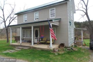 930 Packing House Rd, Berkeley Springs WV  25411-4068 exterior
