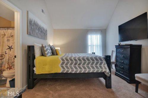 176 Way Point Dr, Stockbridge GA 30281-4050 exterior