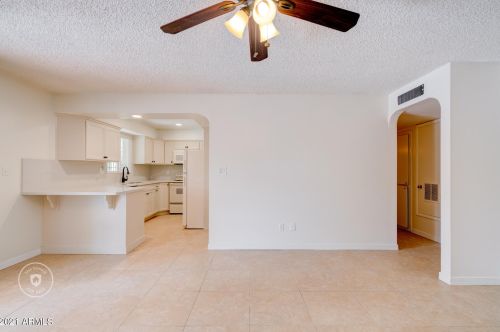 6243 Camelback Rd, Phoenix AZ 85033-1534 exterior