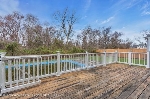 36 Drexel Dr, Jackson Twp NJ  08527-2328 exterior