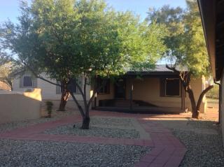 1833 Irvine Rd, Phoenix AZ  85086-9145 exterior