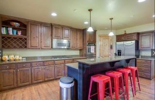 5650 Oslo Ln, Park City UT  84098-7708 exterior