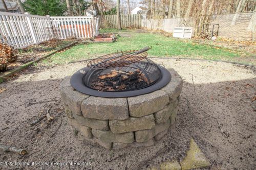 32 Buckingham Dr, Jackson Twp NJ 08527-2639 exterior