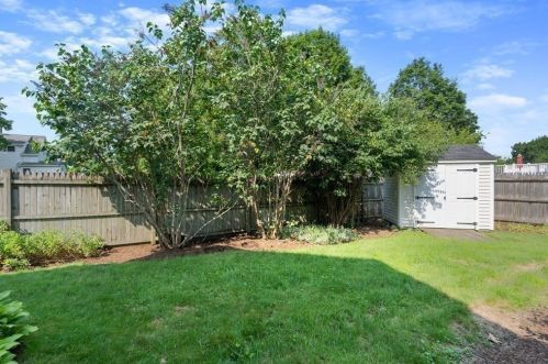 76 Chester Ave, Dedham MA  02026-6514 exterior