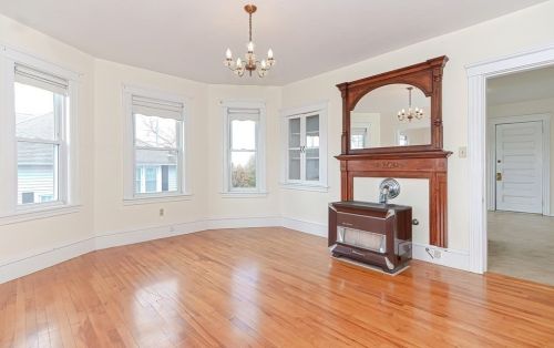 71 Francis St, Worcester MA 01606-3119 exterior