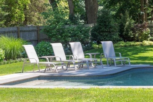 107 Leavitt St, Hingham MA 02043-2973 exterior