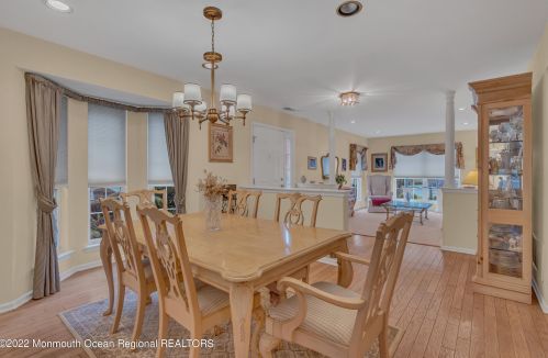 11 Charles Ct, Tinton Falls NJ 07712-7941 exterior