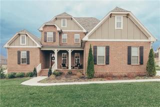 1001 Regency Ct, Gallatin, TN 37066-4577